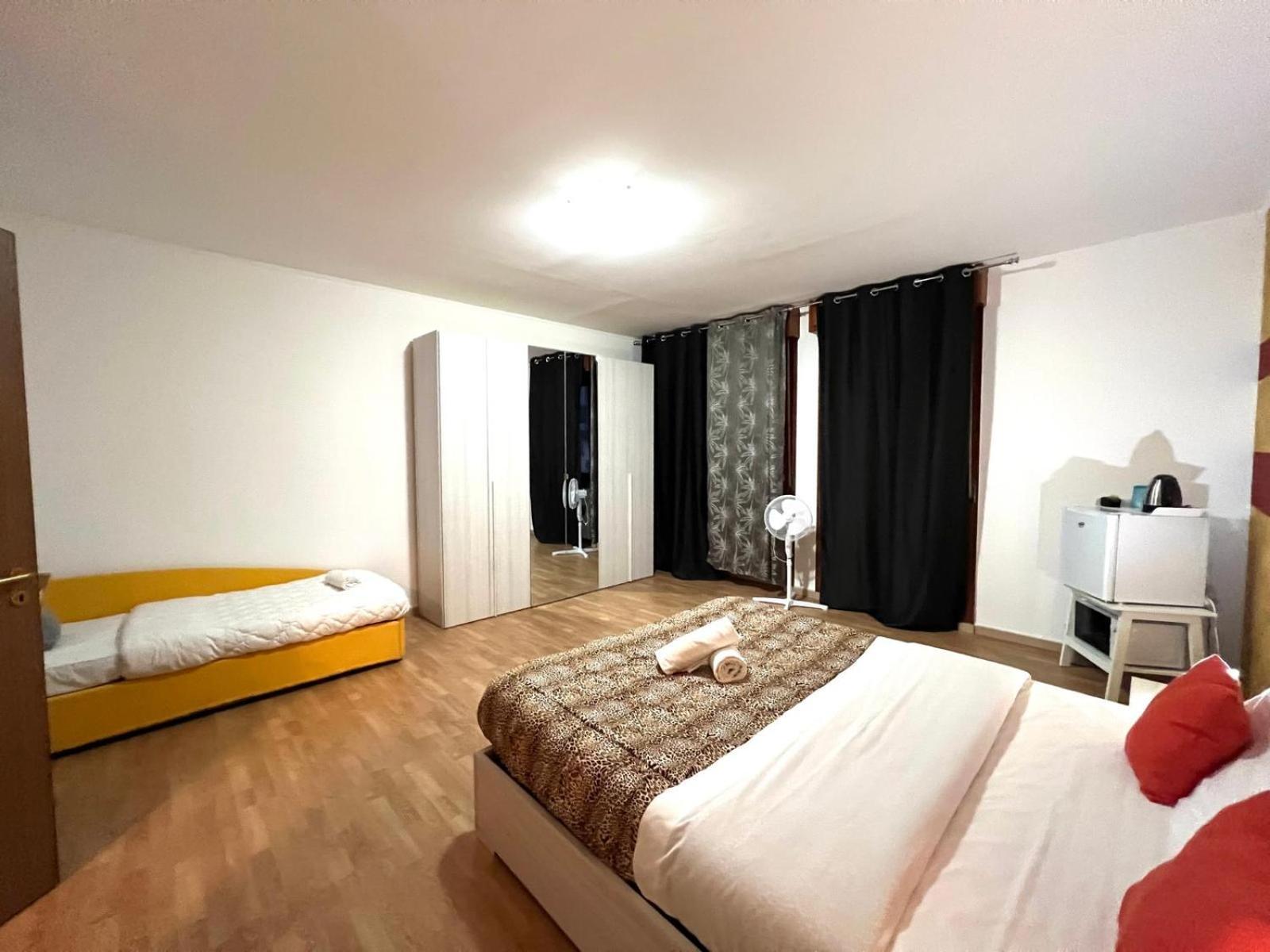 Venice Rooms Arian 01 Местре Екстериор снимка